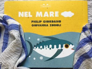 Nel-cielo-nel-mare-giovanna-zoboli-philip-giordano-topipittori-galline-volanti