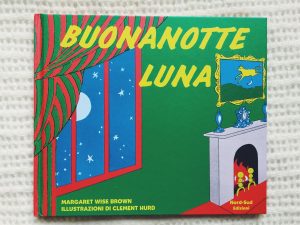 Buonanotte-luna-Margaret-Wise-Brown-Clement-Hurd-Nord-Sud-Edizioni-Galline-Volanti