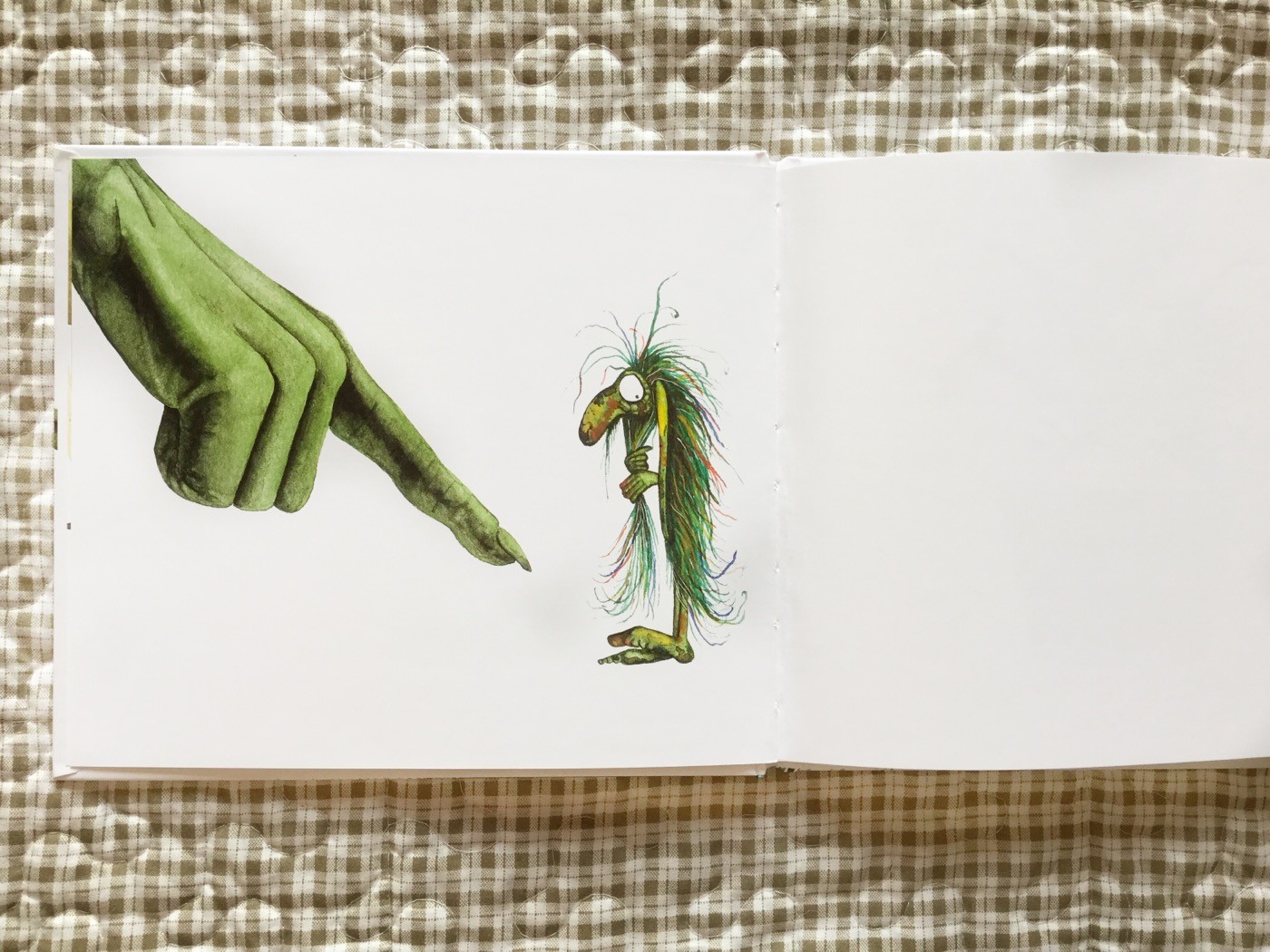 Trucas-Juan-Gedovius-Logos-Galline-Volanti