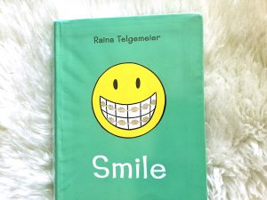 smile-raina-telgemeier-castoro-galline-volanti
