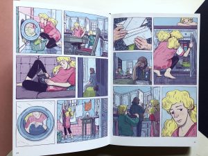 invisibile-brenna-thummler-castoro-galline-volanti-interno-1